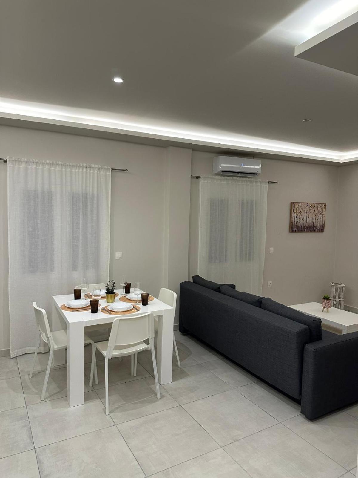 A & A Apartments Kalamata Exterior photo